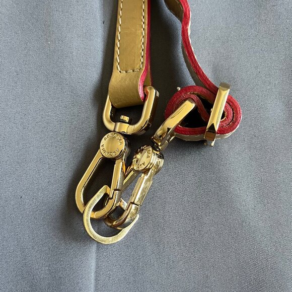 Arcadia Handbag Strap Crossbody Replacement Beige Tan Patent Leather Gold Clasp - Picture 3 of 8